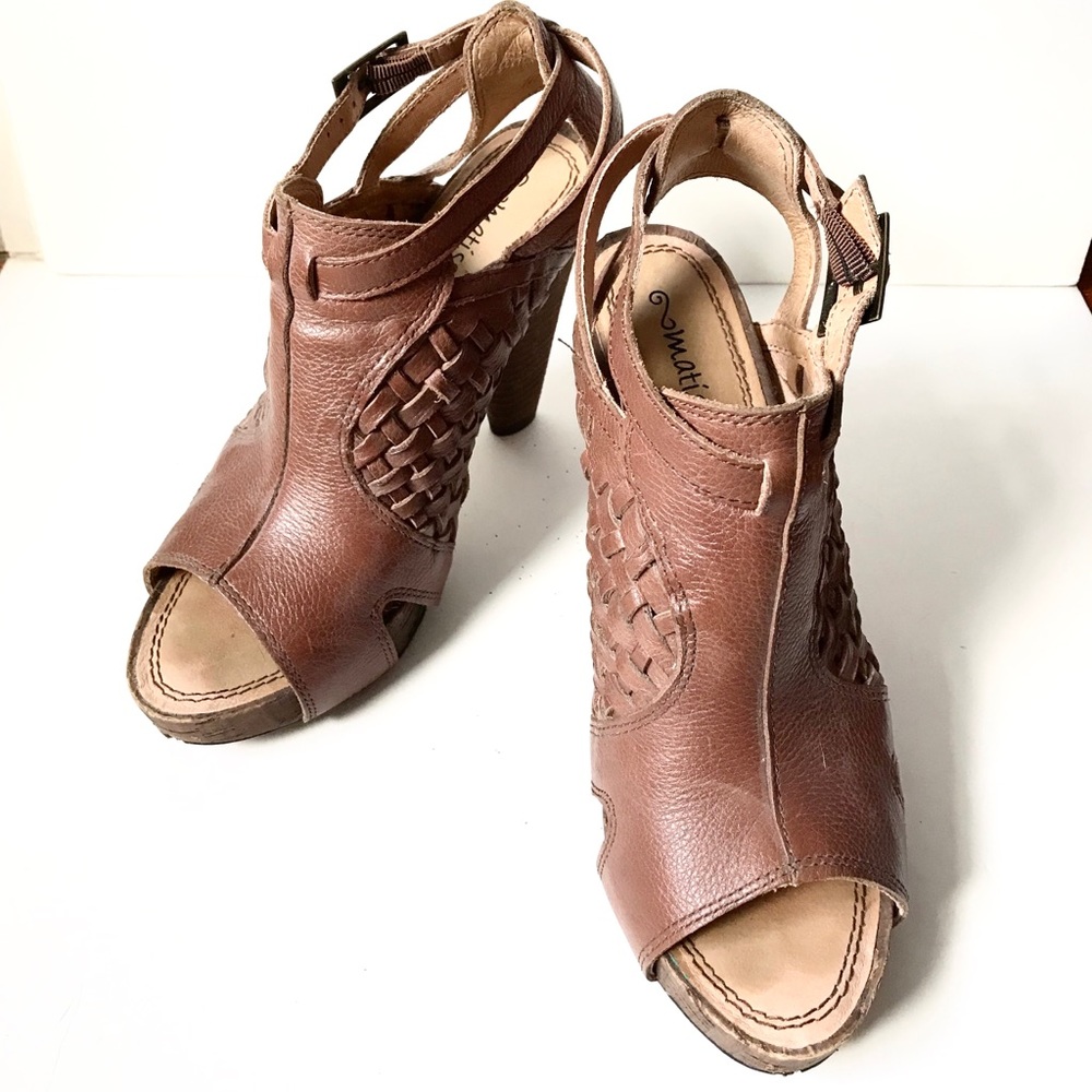 Matisse sexy leather heels, size 8.5, worn once!